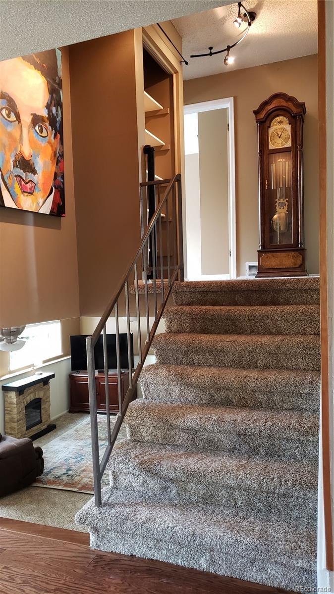 13661 W Tufts Avenue