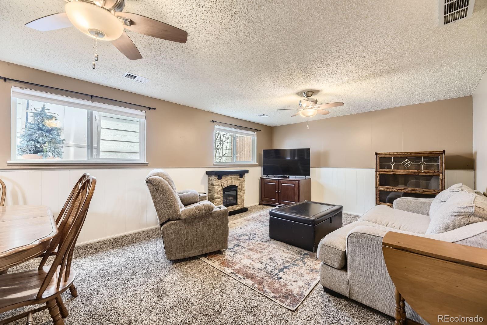 13661 W Tufts Avenue