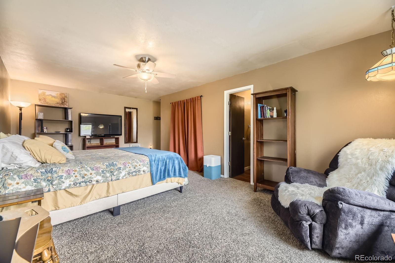 13661 W Tufts Avenue