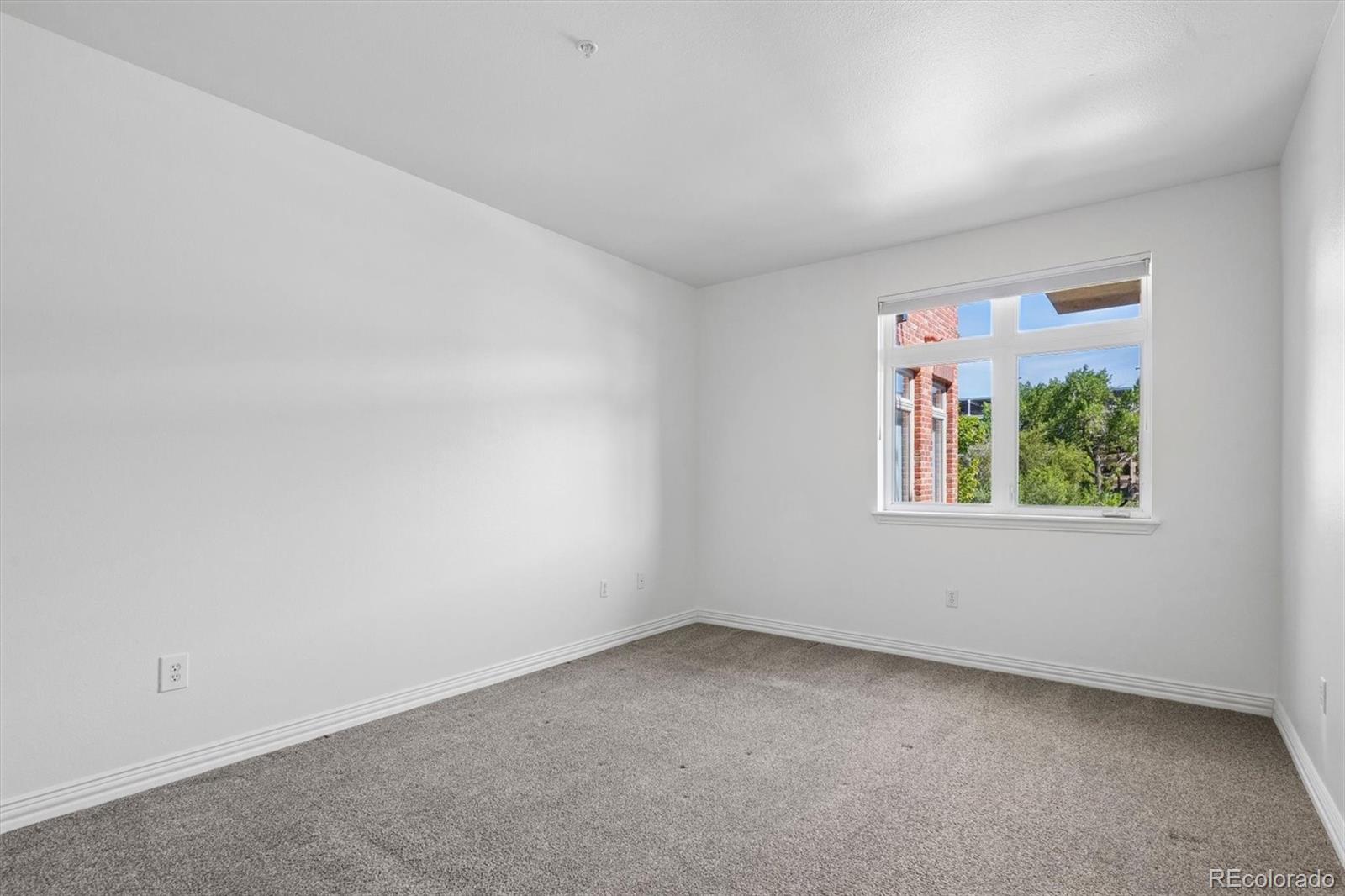 2700 E Cherry Creek South Drive Unit: 214