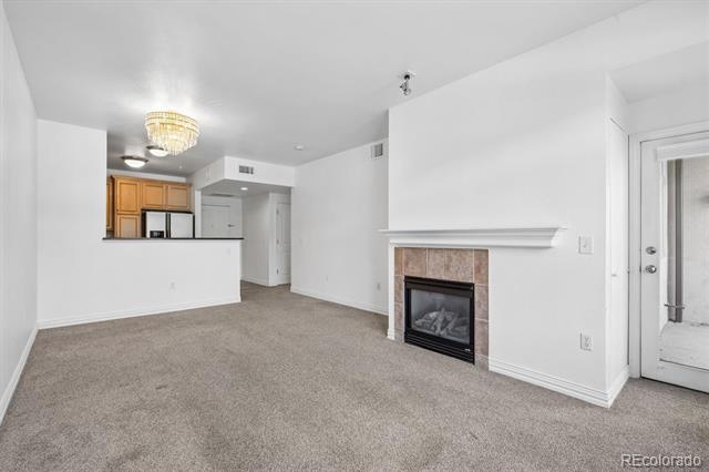 2700 E Cherry Creek South Drive Unit: 214