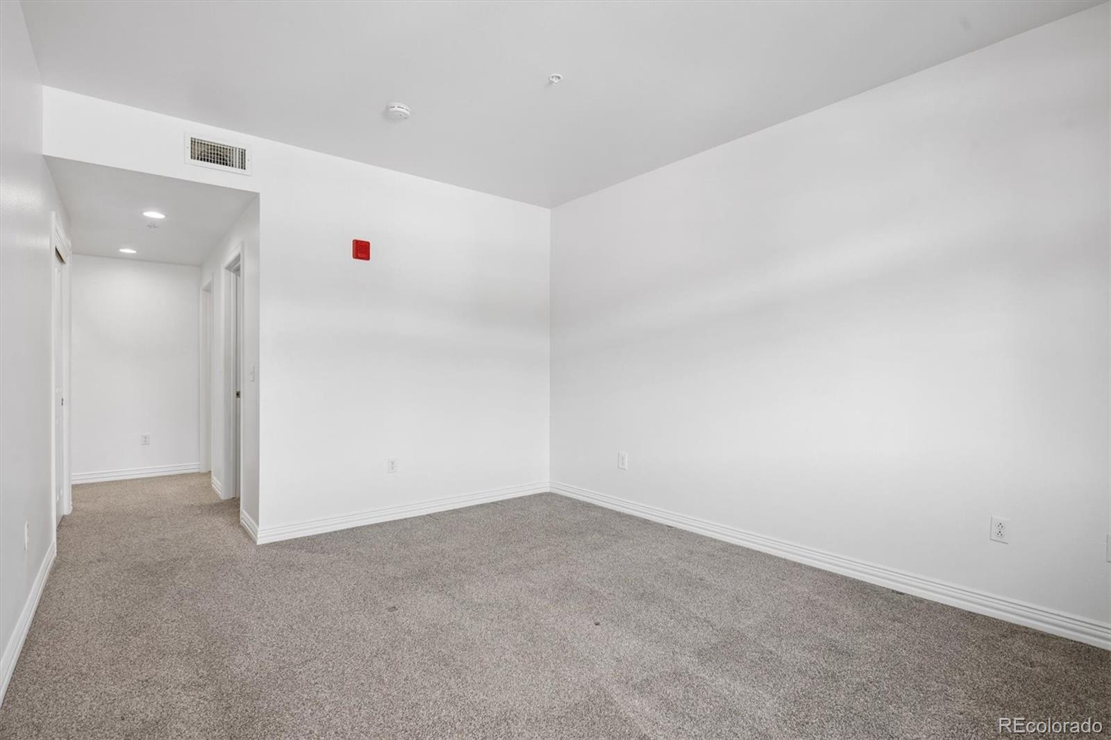 2700 E Cherry Creek South Drive Unit: 214