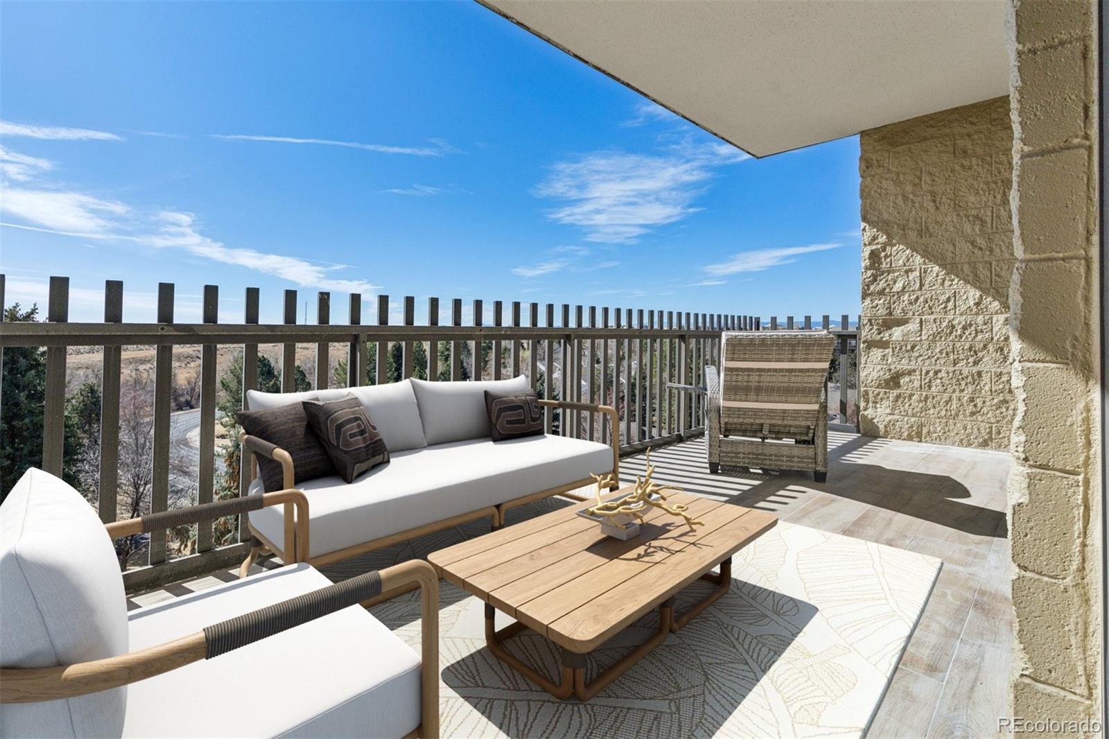 14390 E Marina Drive Unit: 601