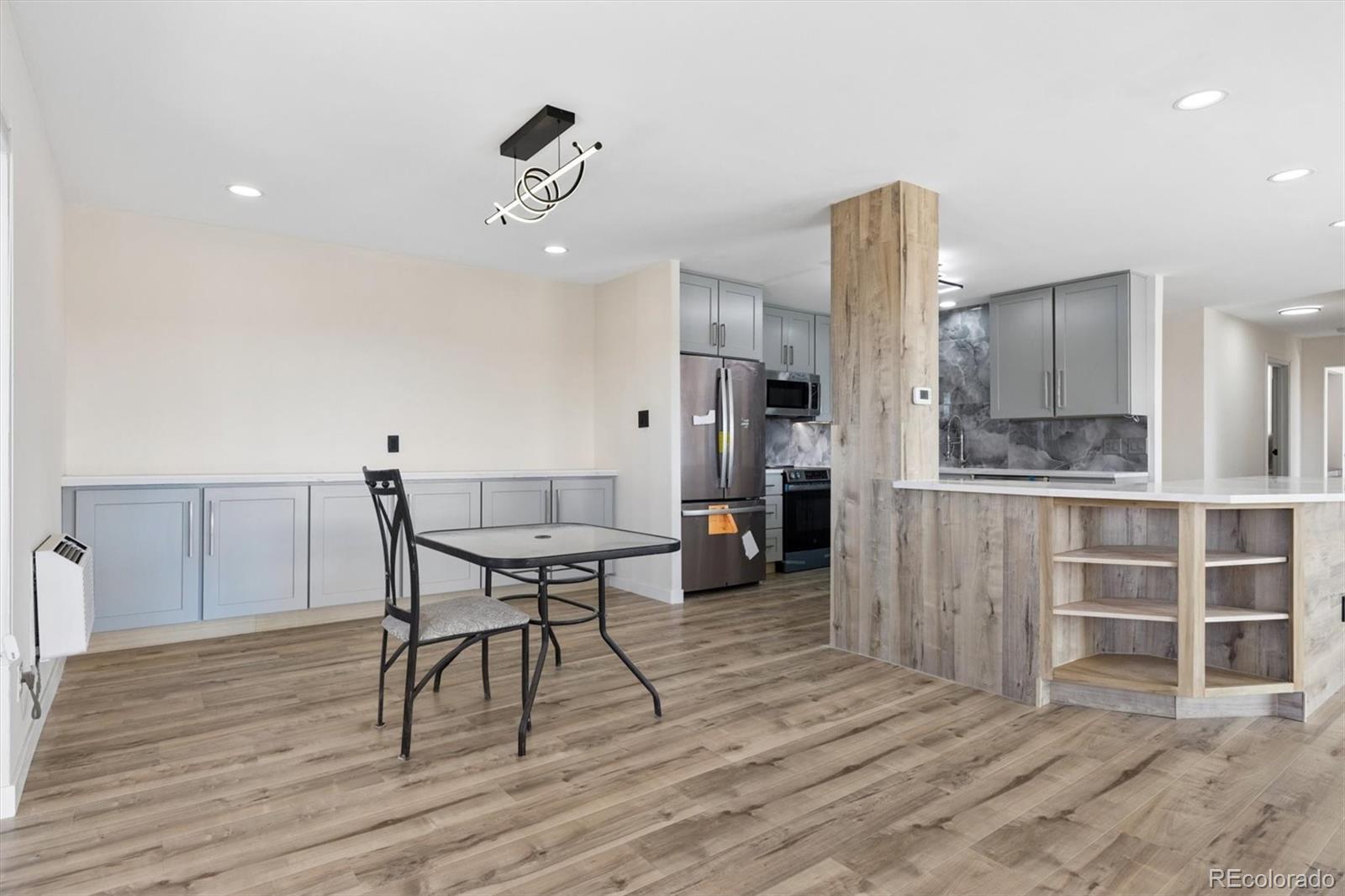 14390 E Marina Drive Unit: 601