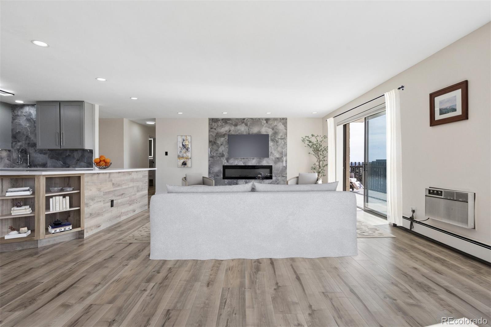 14390 E Marina Drive Unit: 601