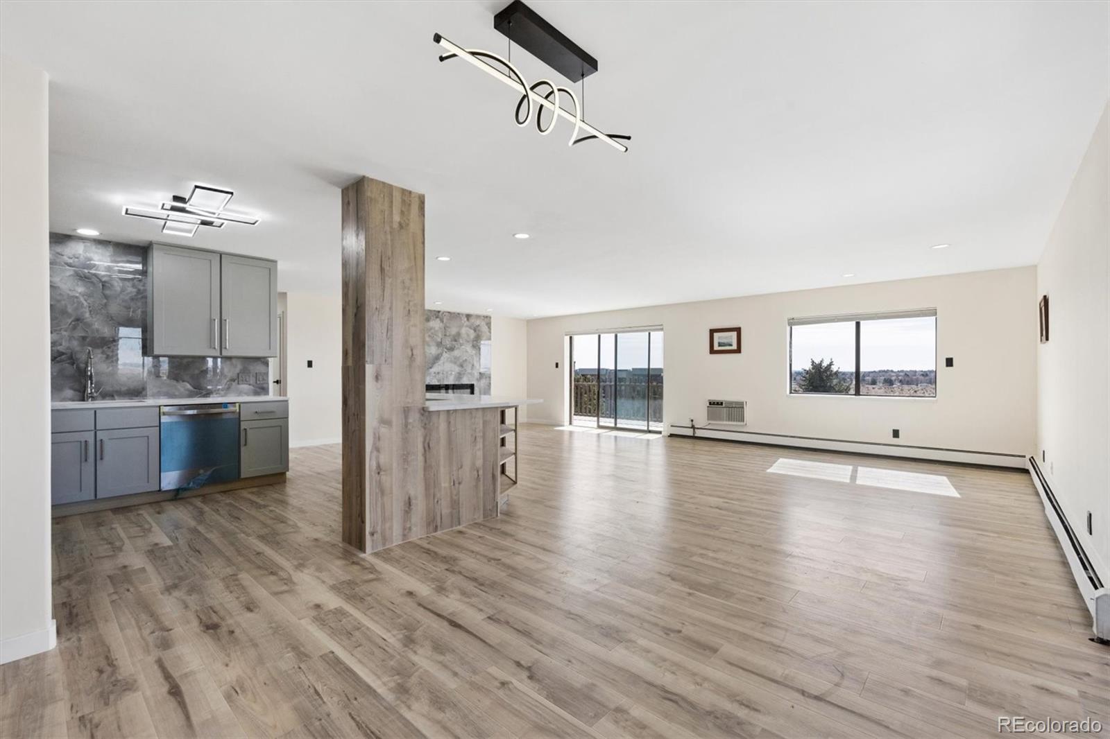 14390 E Marina Drive Unit: 601