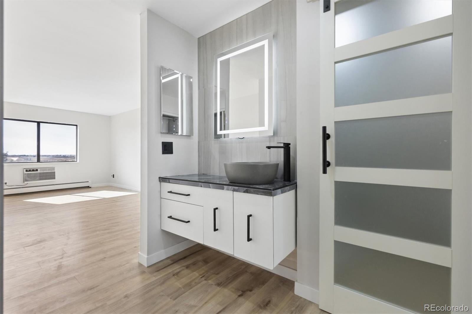 14390 E Marina Drive Unit: 601