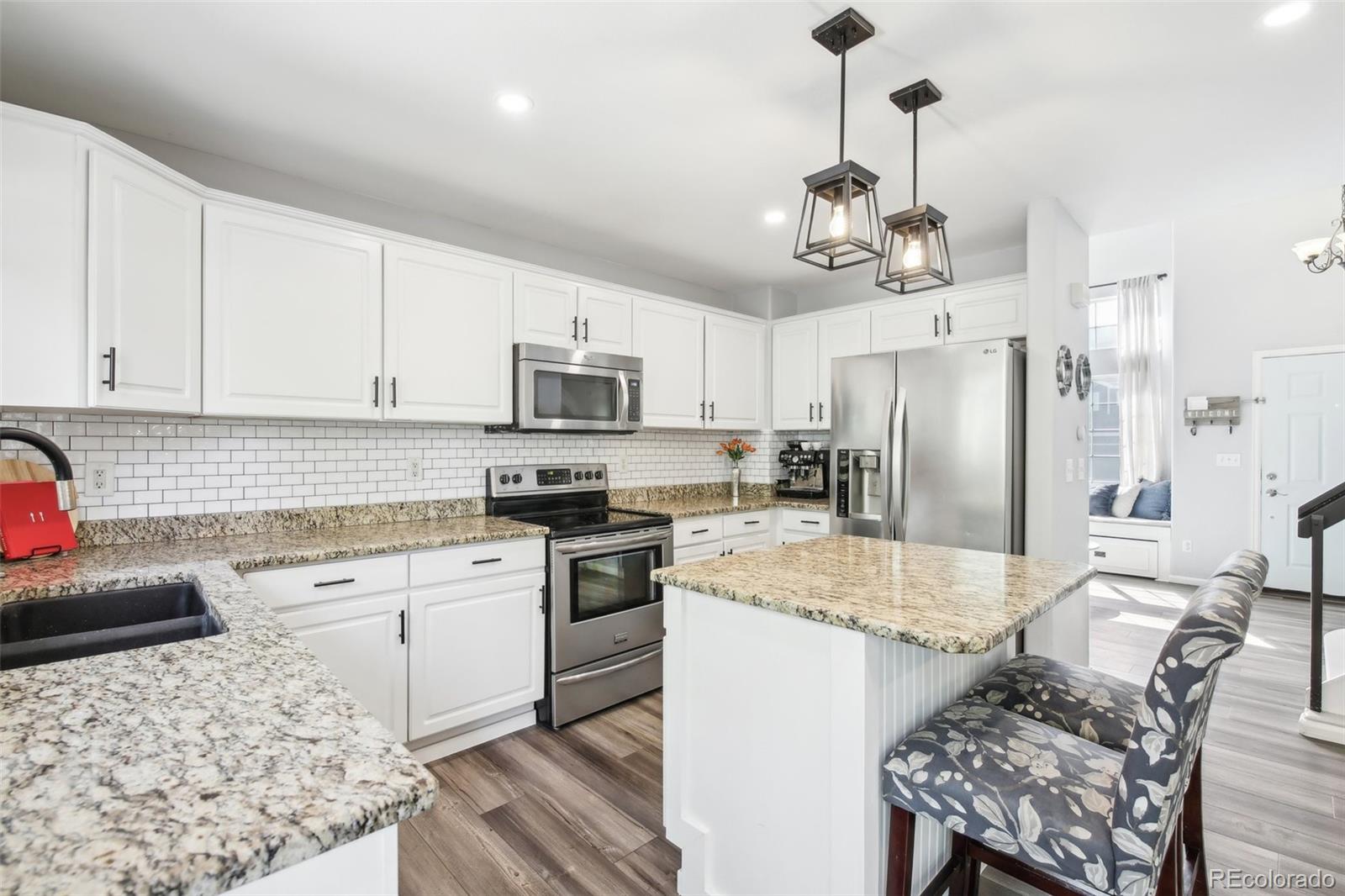 2547 Foothills Canyon Court