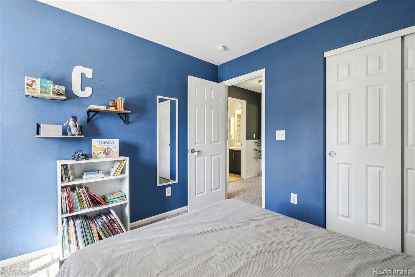 2547 Foothills Canyon Court