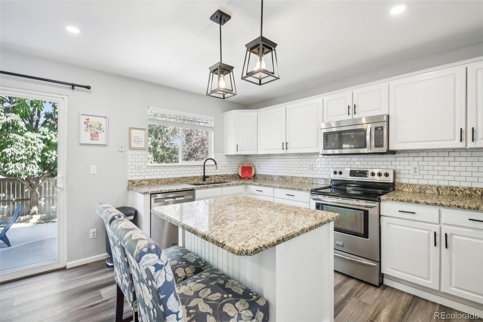 2547 Foothills Canyon Court