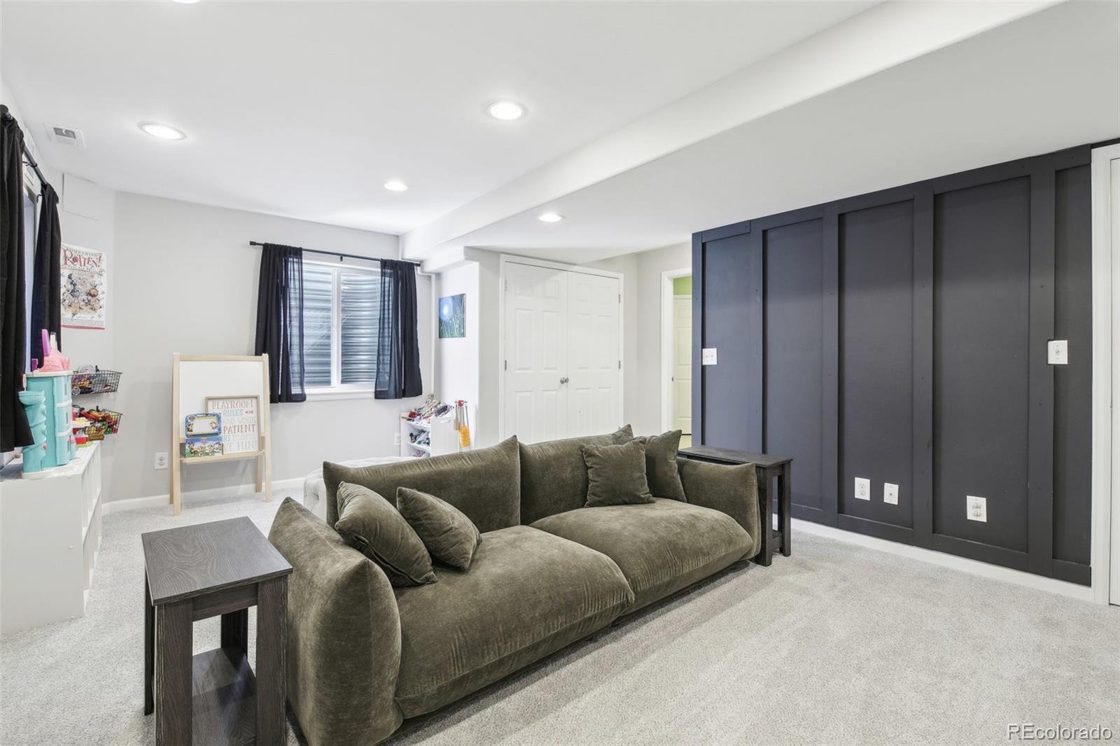 2547 Foothills Canyon Court