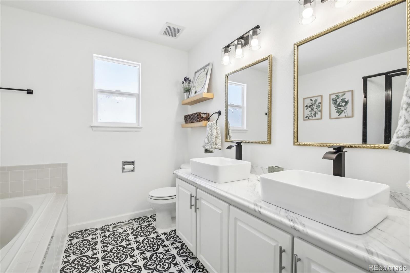 2547 Foothills Canyon Court