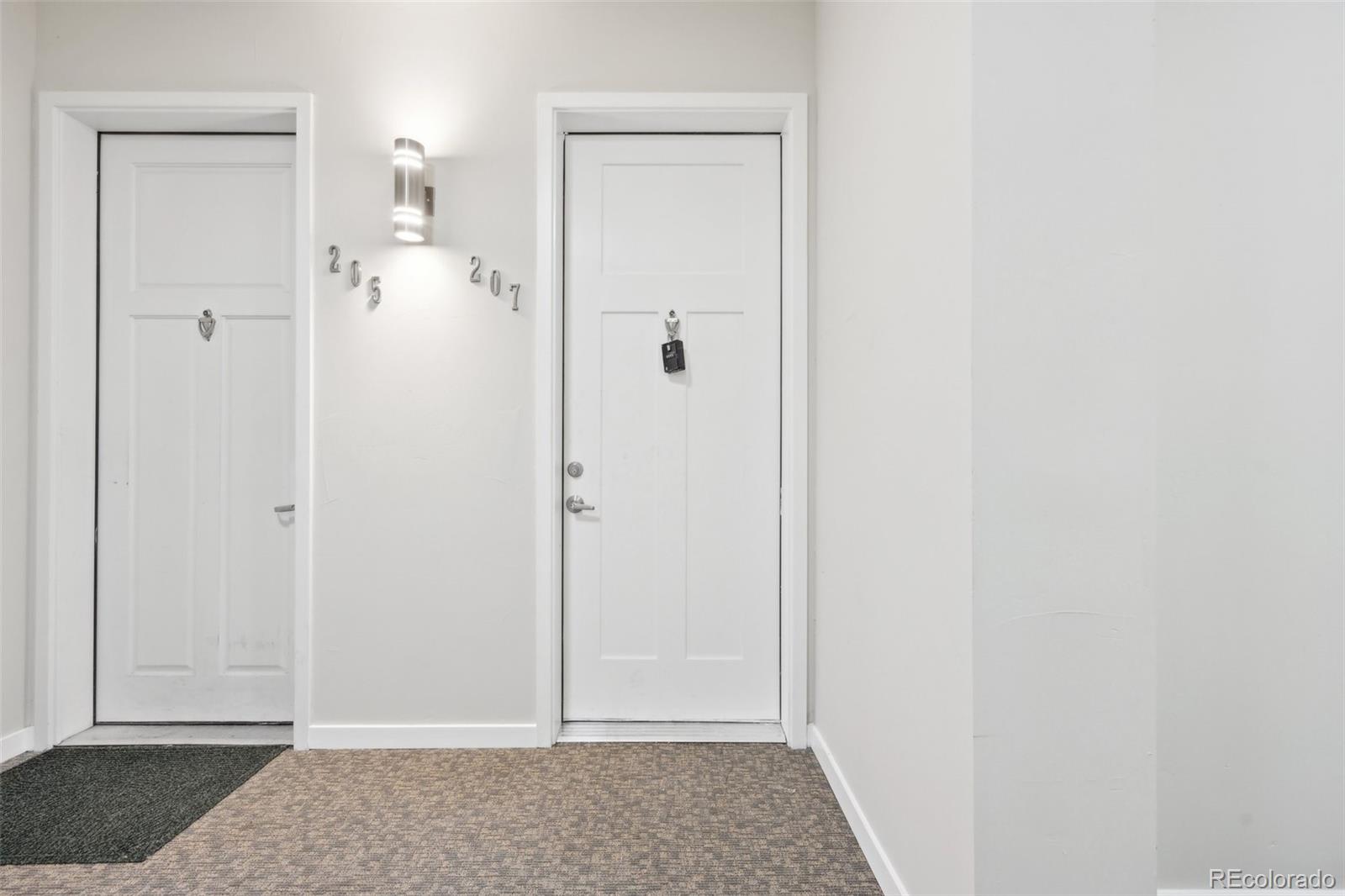 336 E 1st Avenue Unit: 207