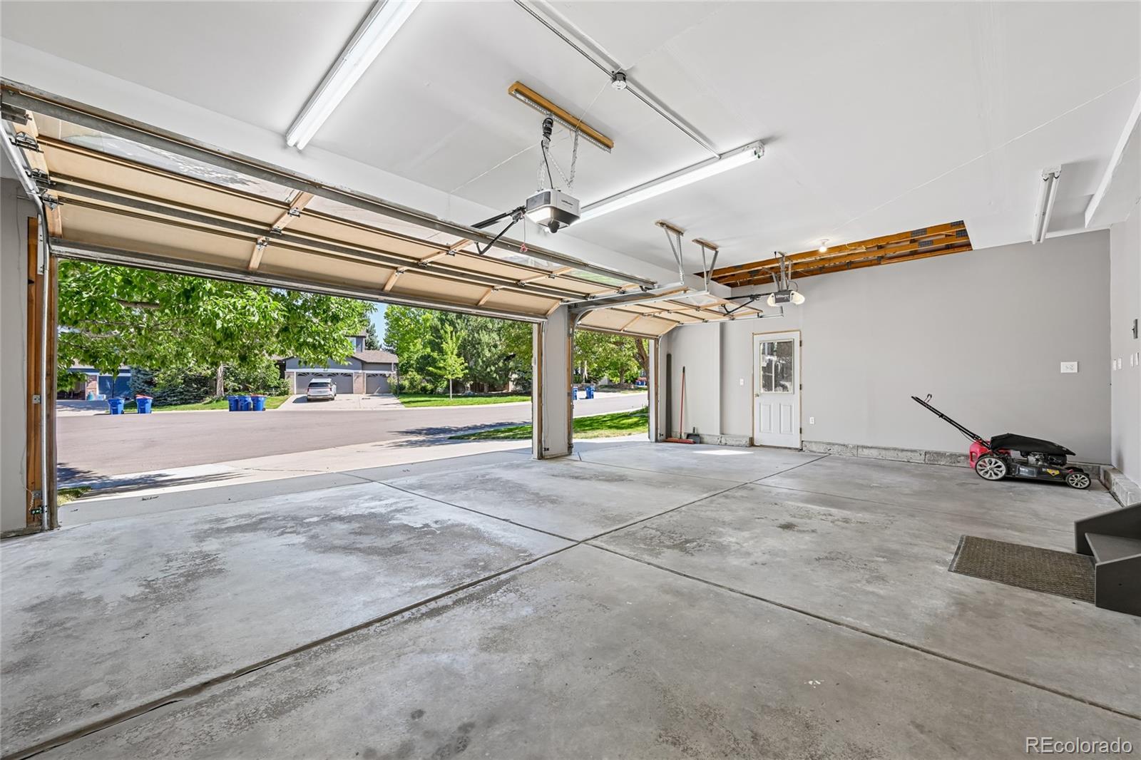 7444 Indian Wells Cove