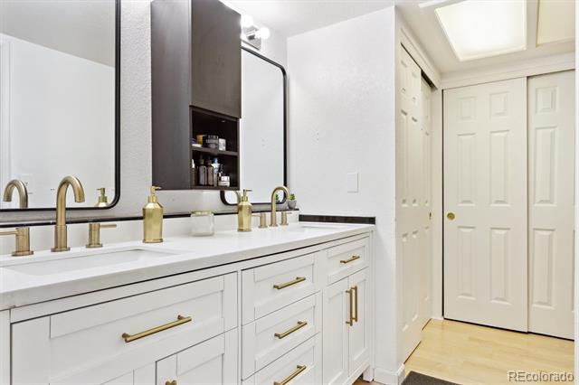 5926 S Jellison Street Unit: B