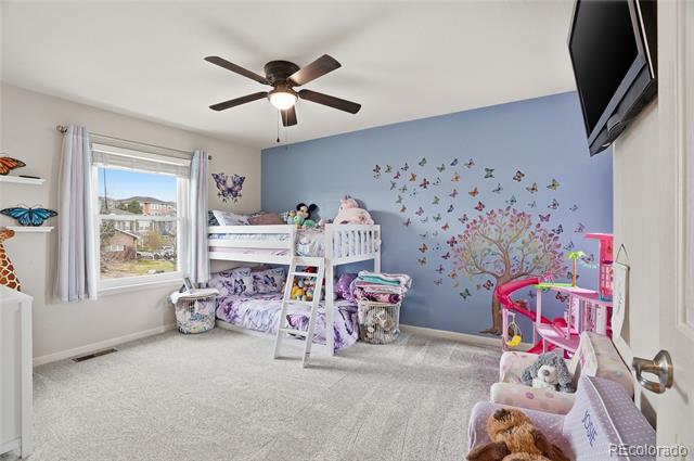 24684 E Quarto Place