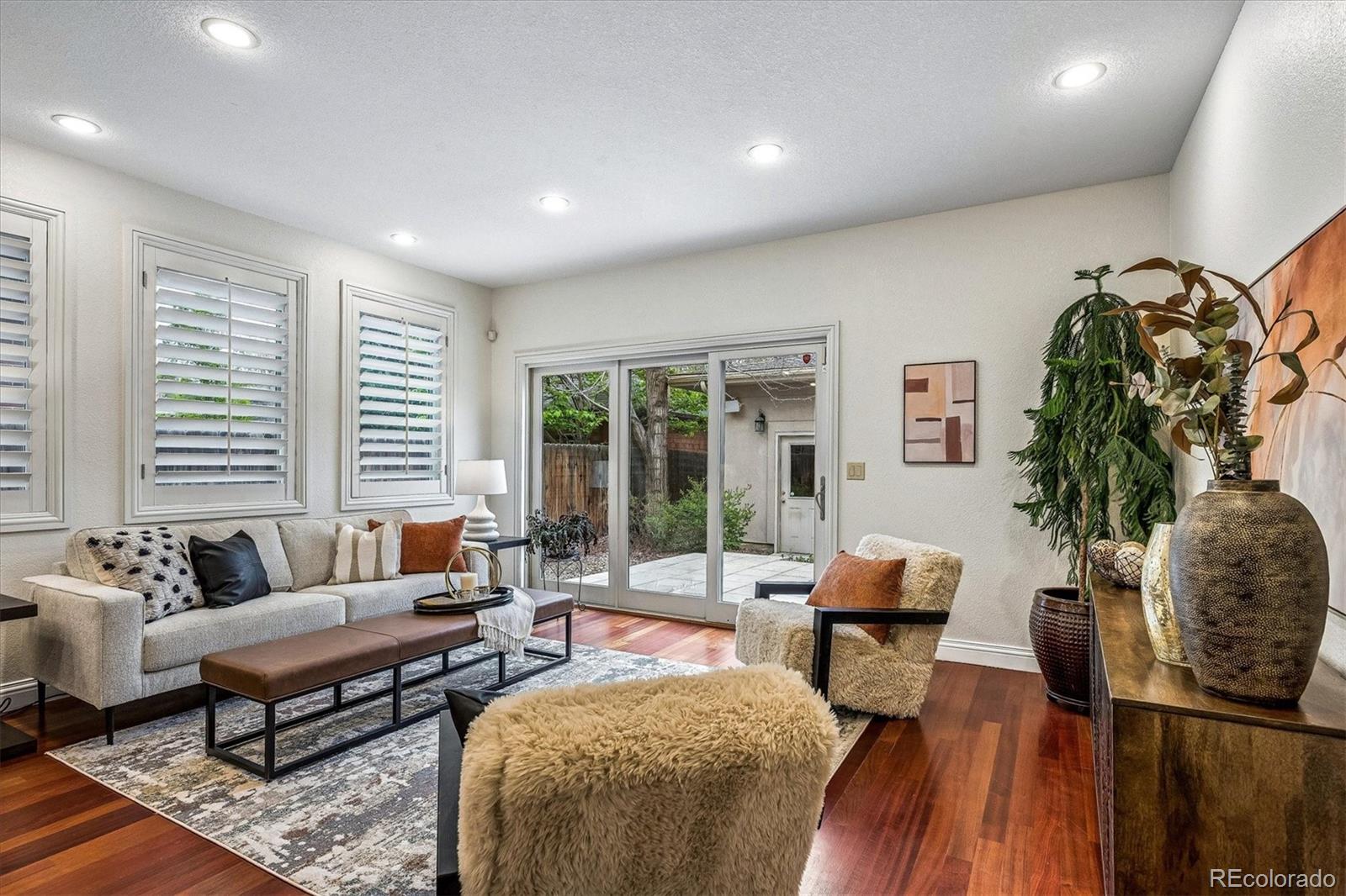 464 S Franklin Street