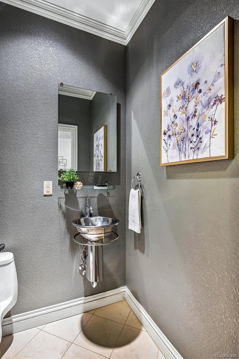 464 S Franklin Street