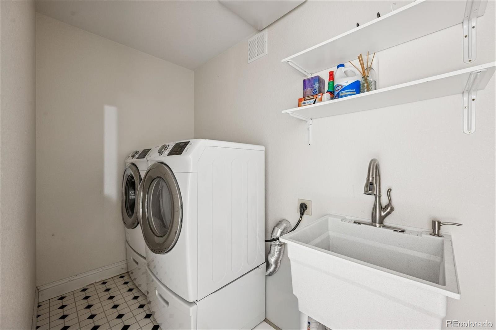 464 S Franklin Street