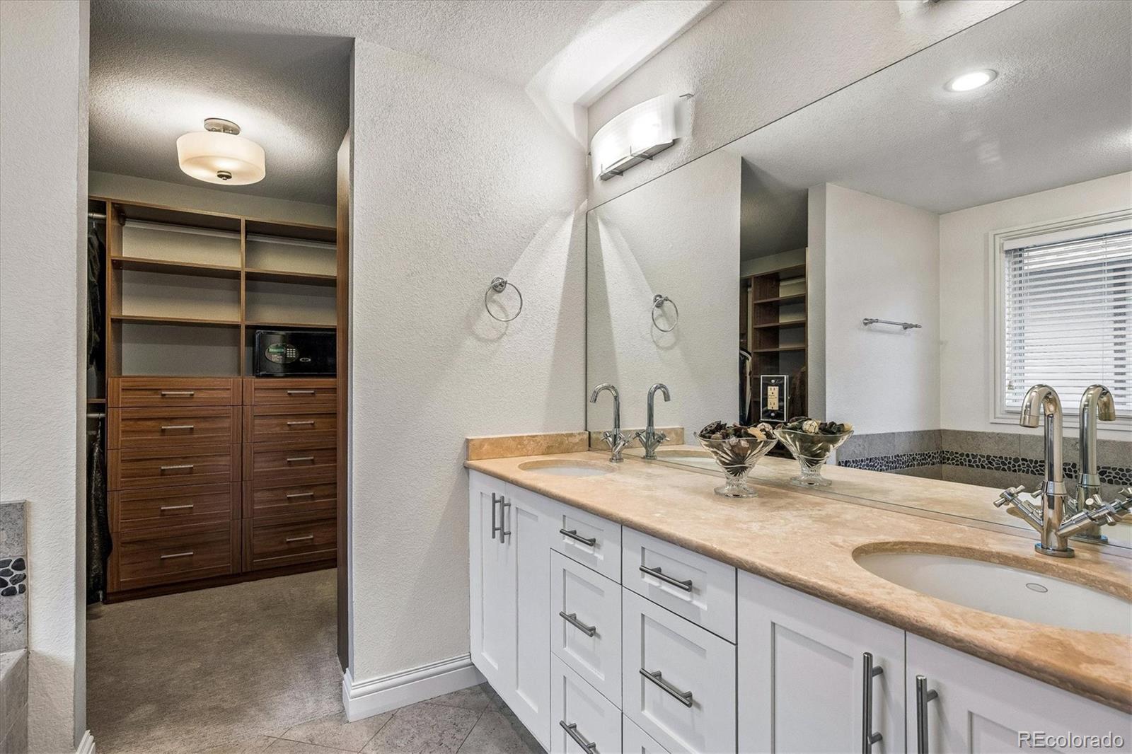 464 S Franklin Street