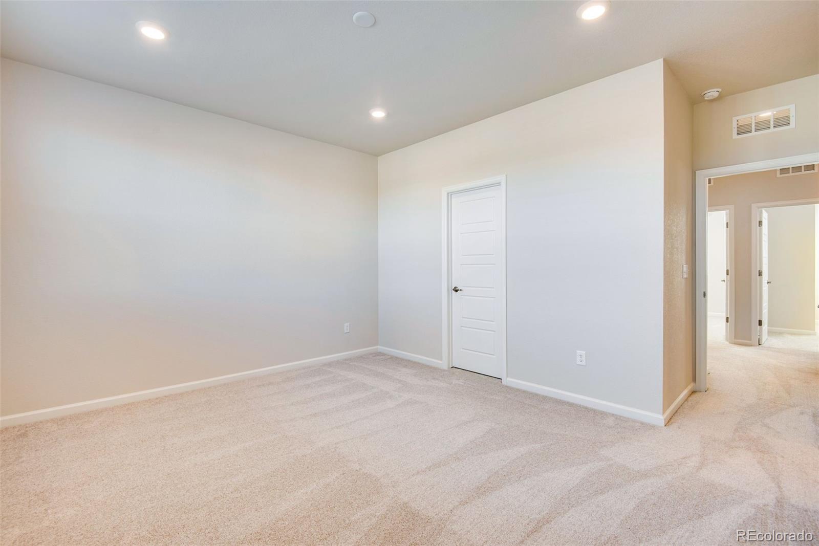 1777 Mount Meeker Avenue