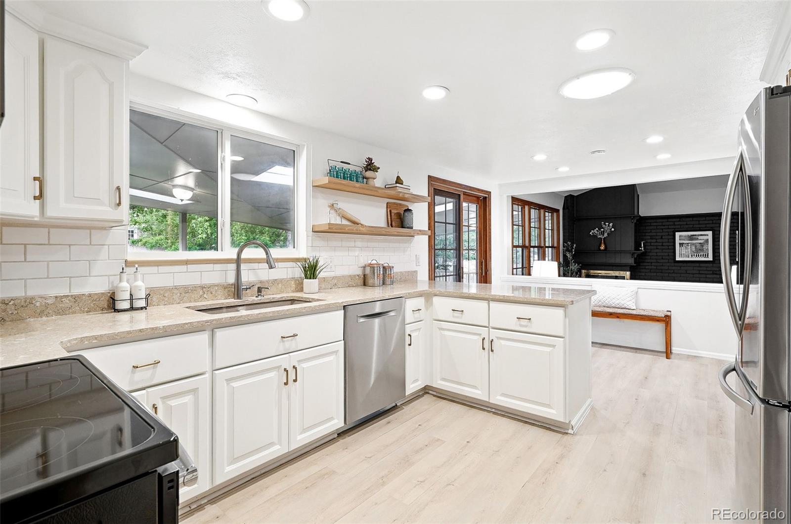 6874 S Detroit Circle