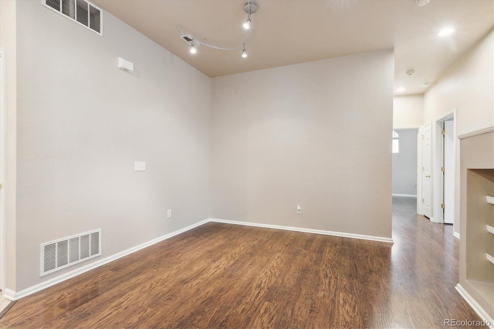 6744 S Winnipeg Circle Unit: 104