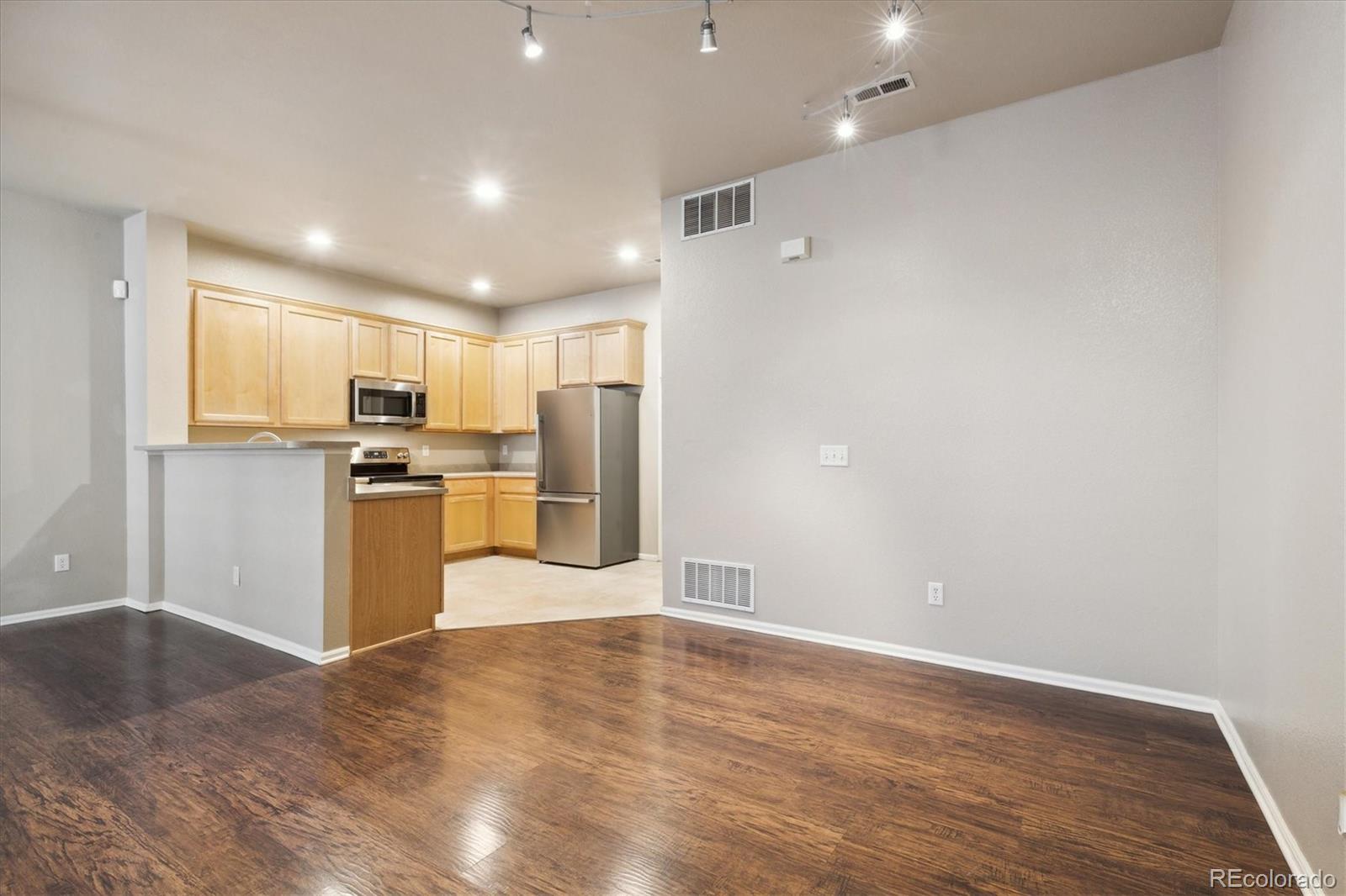 6744 S Winnipeg Circle Unit: 104