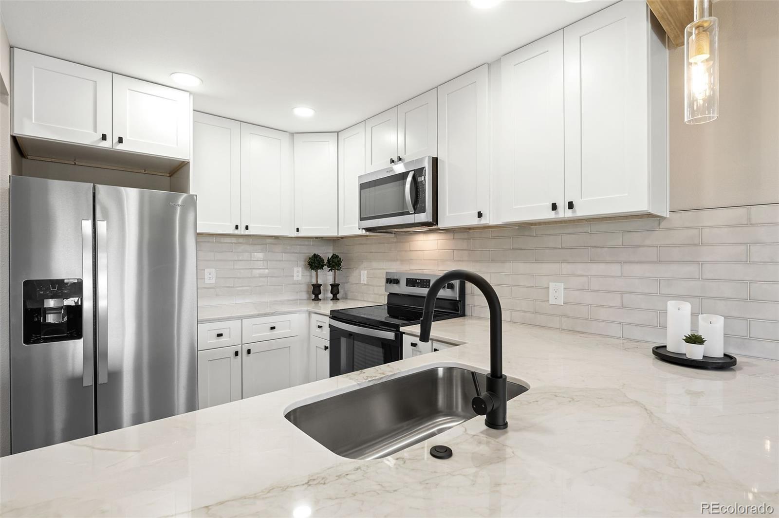 4274 S Salida Way Unit: 3