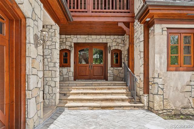 54 Boulder Circle