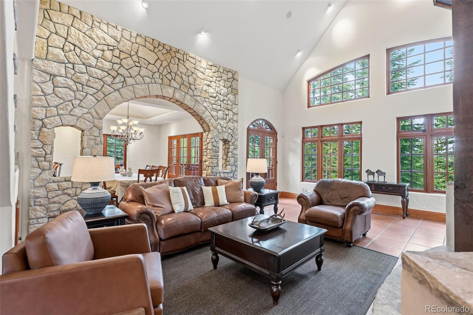 54 Boulder Circle