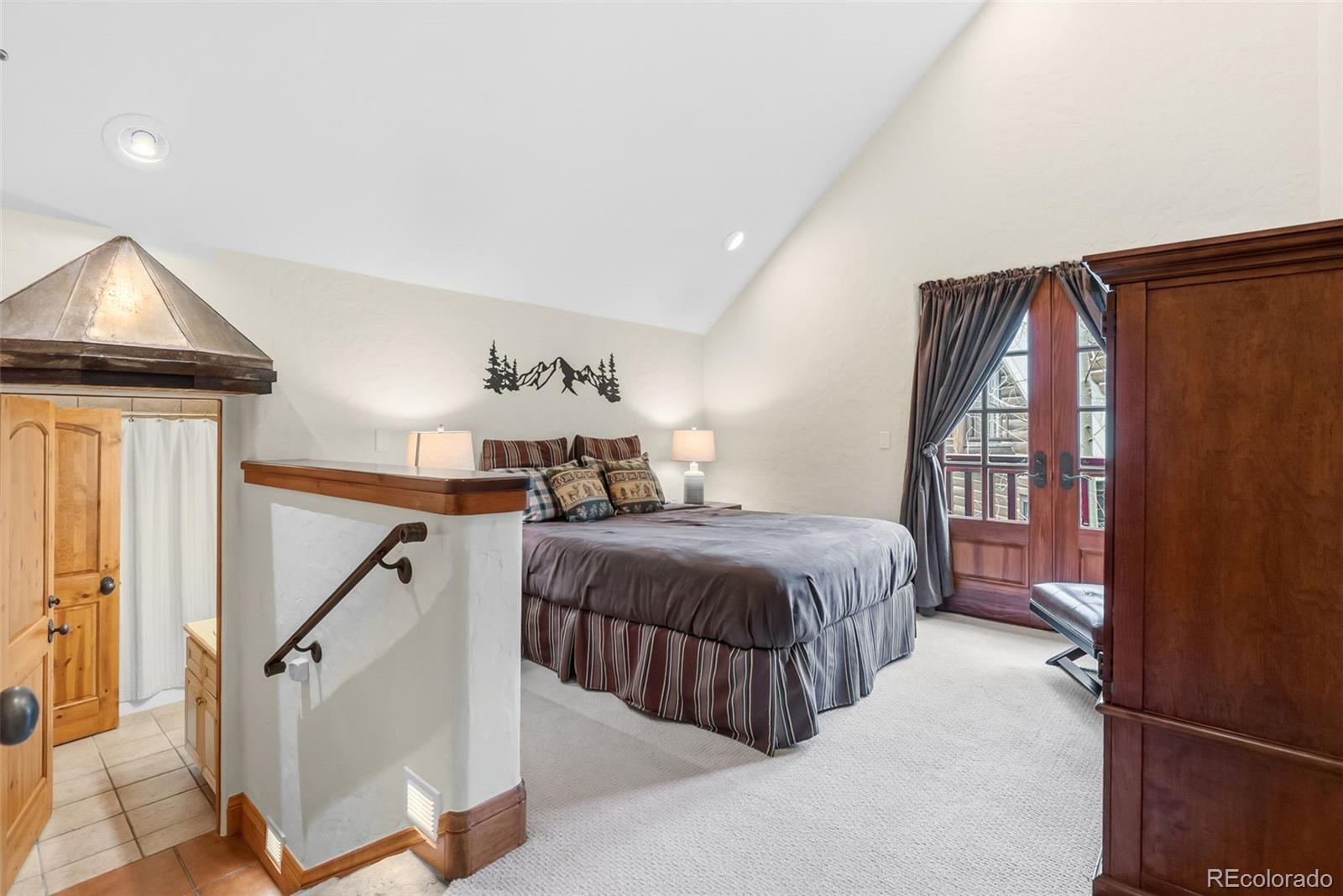 54 Boulder Circle