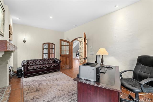 54 Boulder Circle