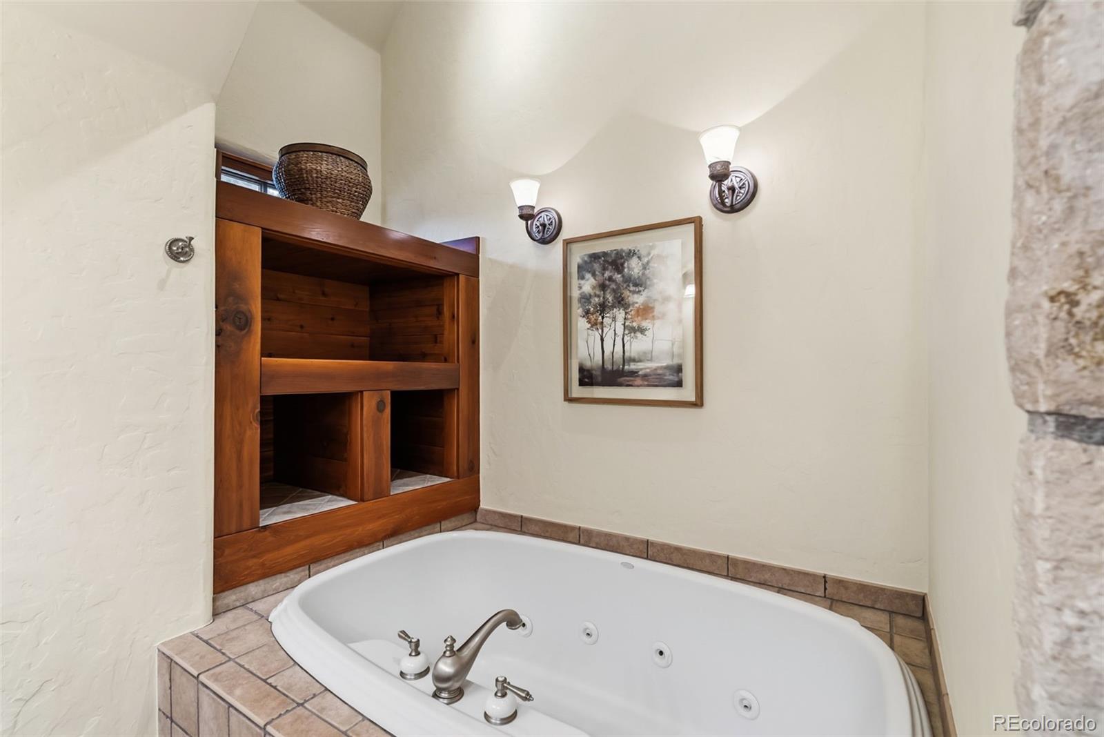 54 Boulder Circle