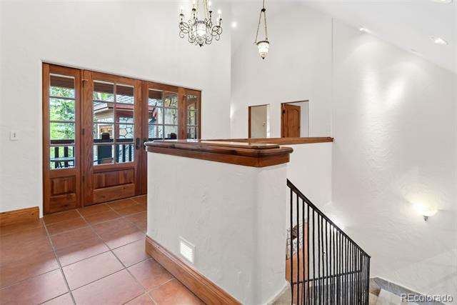 54 Boulder Circle