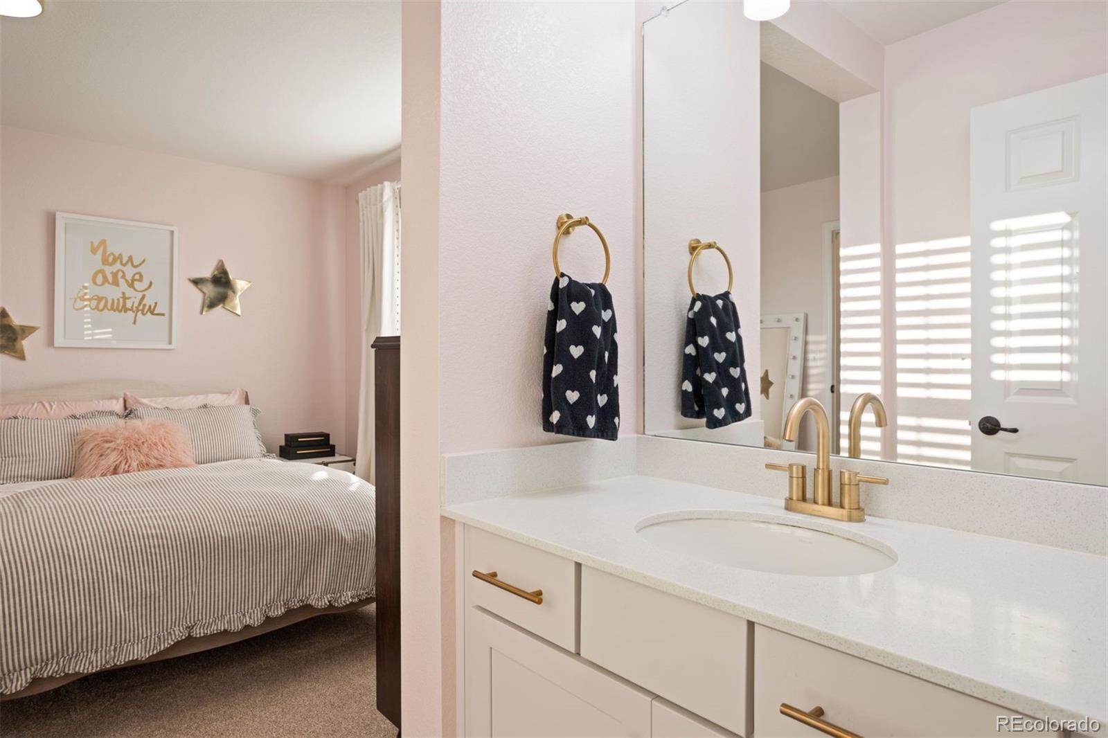 23796 E Rocky Top Avenue