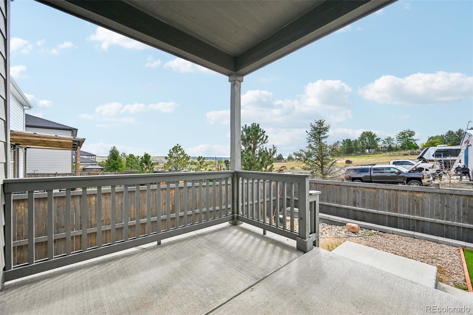 18374 Grosbeak Place