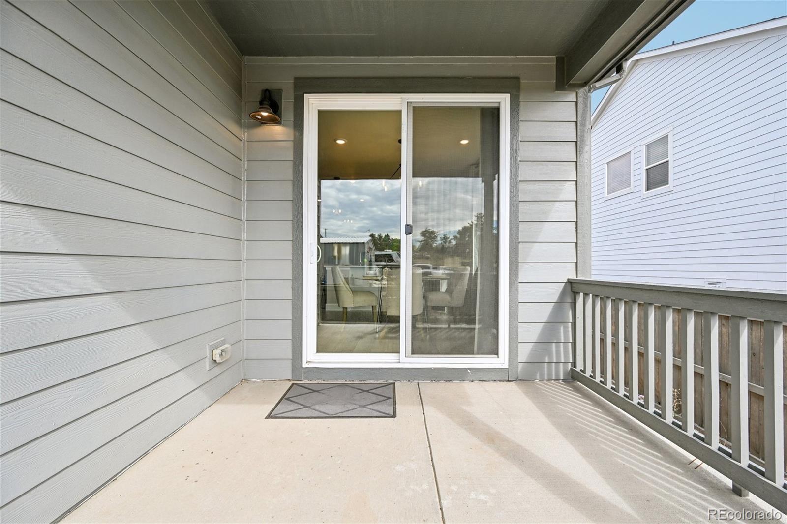 18374 Grosbeak Place