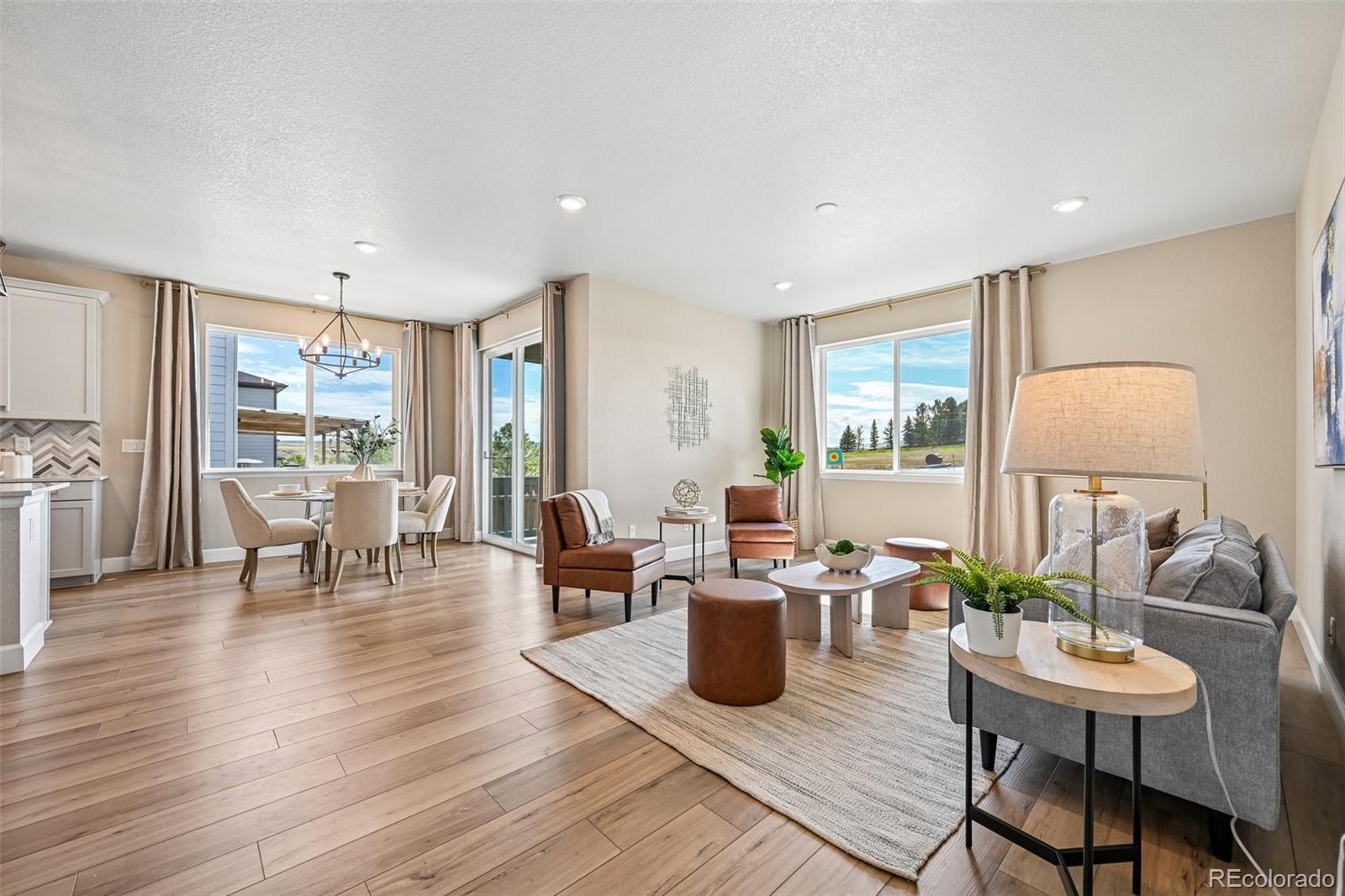 18374 Grosbeak Place