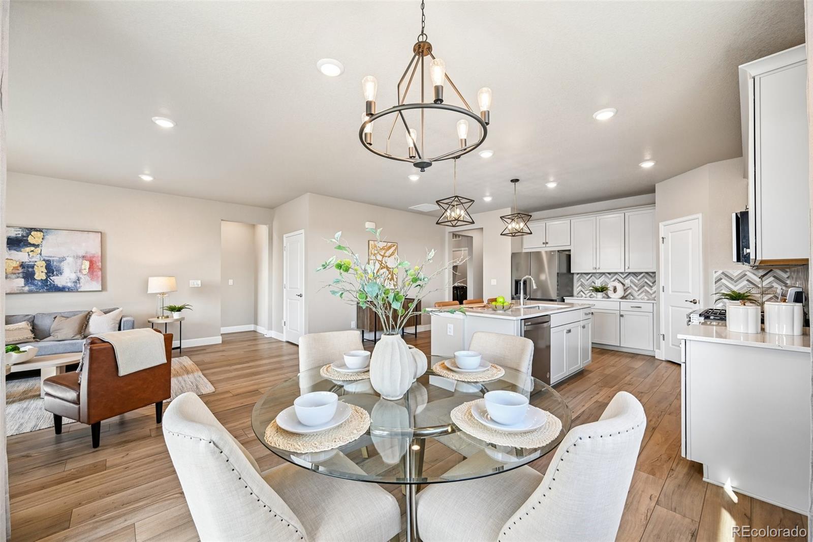 18374 Grosbeak Place