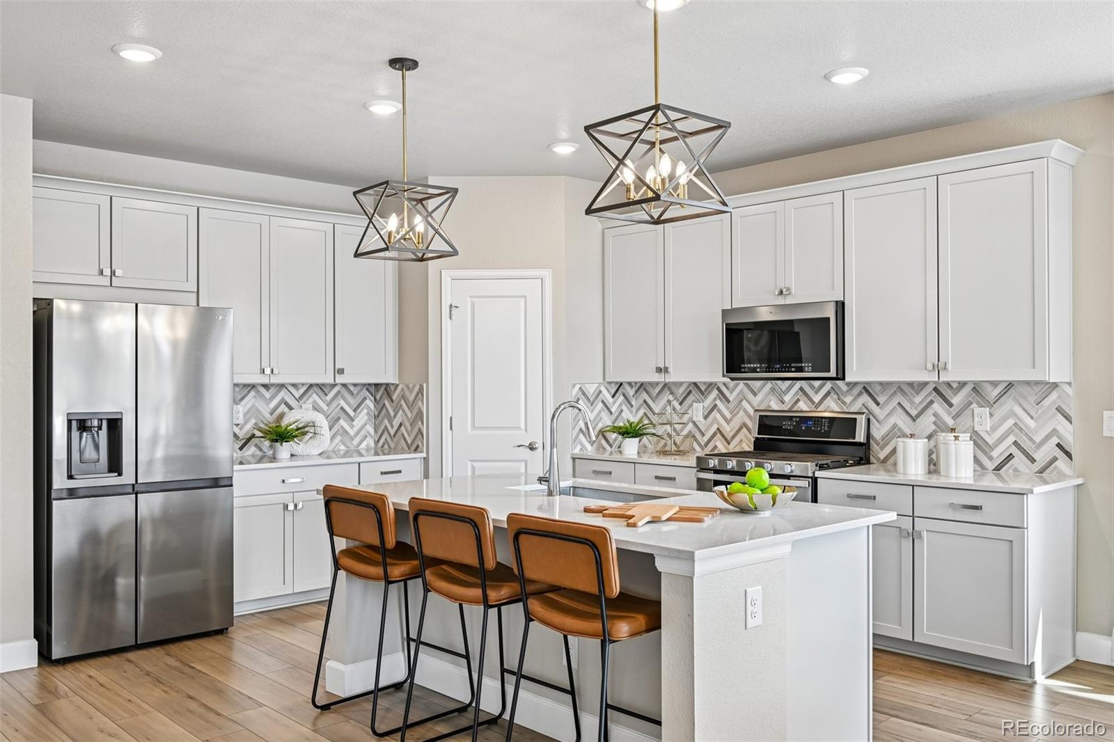 18374 Grosbeak Place