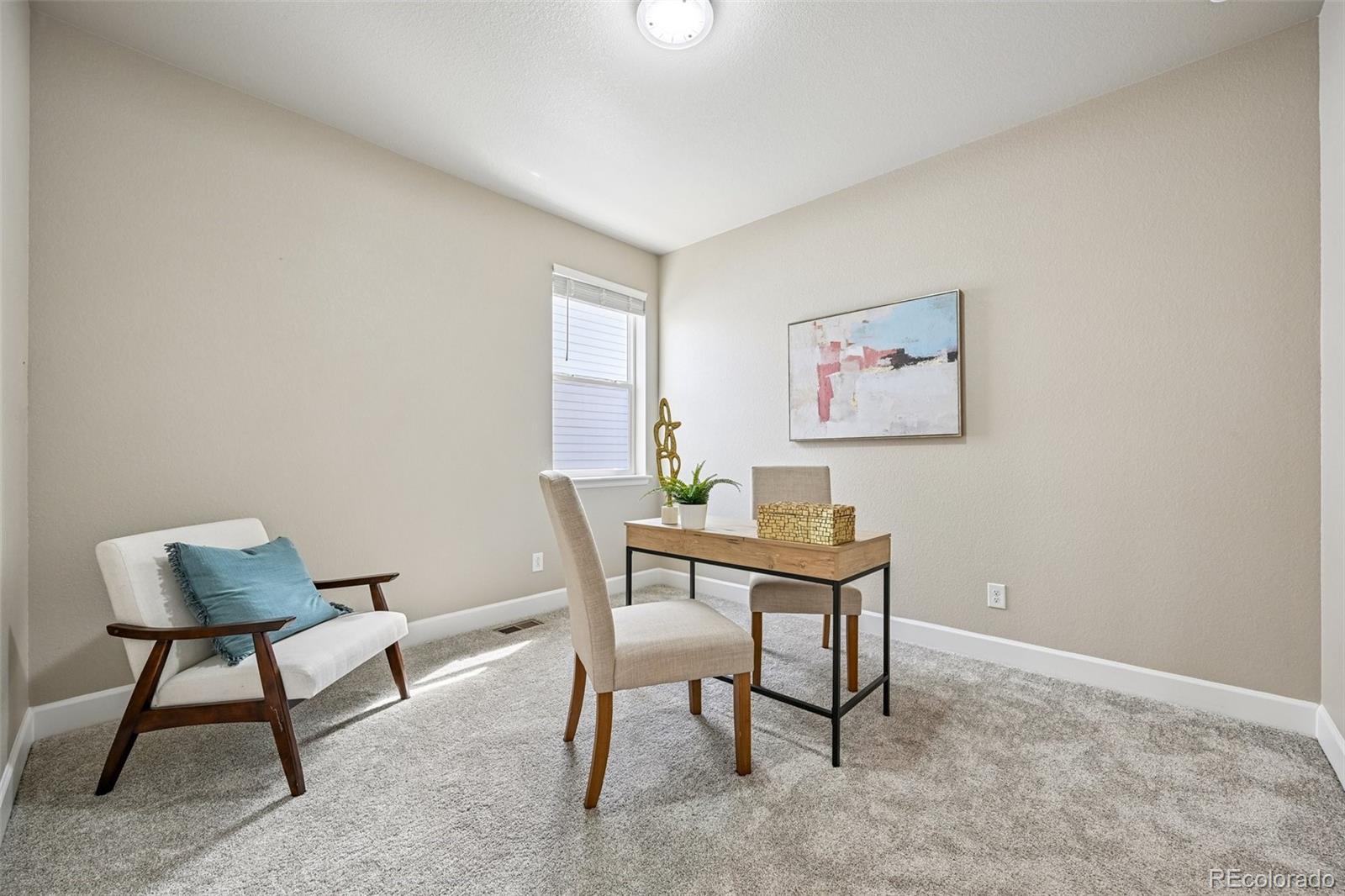 18374 Grosbeak Place