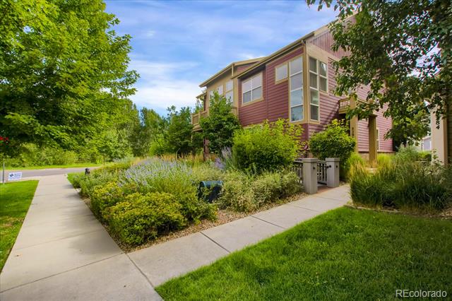 8290 E 24th Drive
