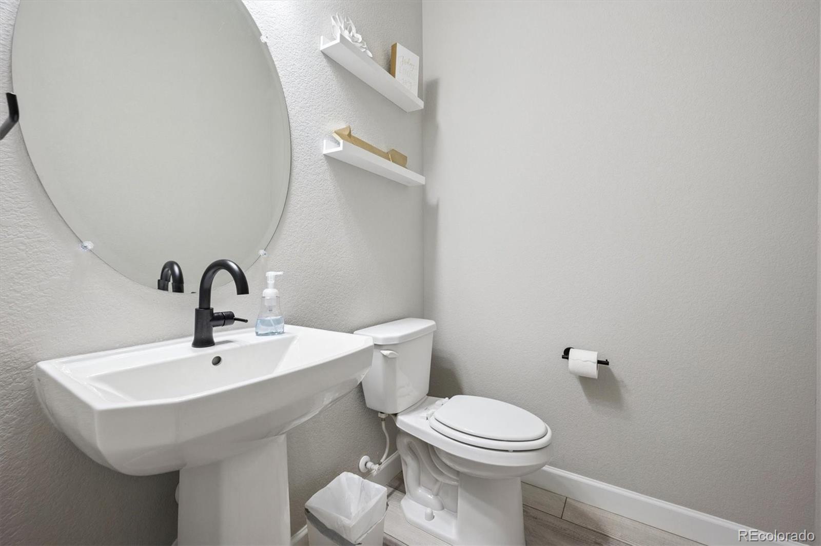 27705 E Davies Drive