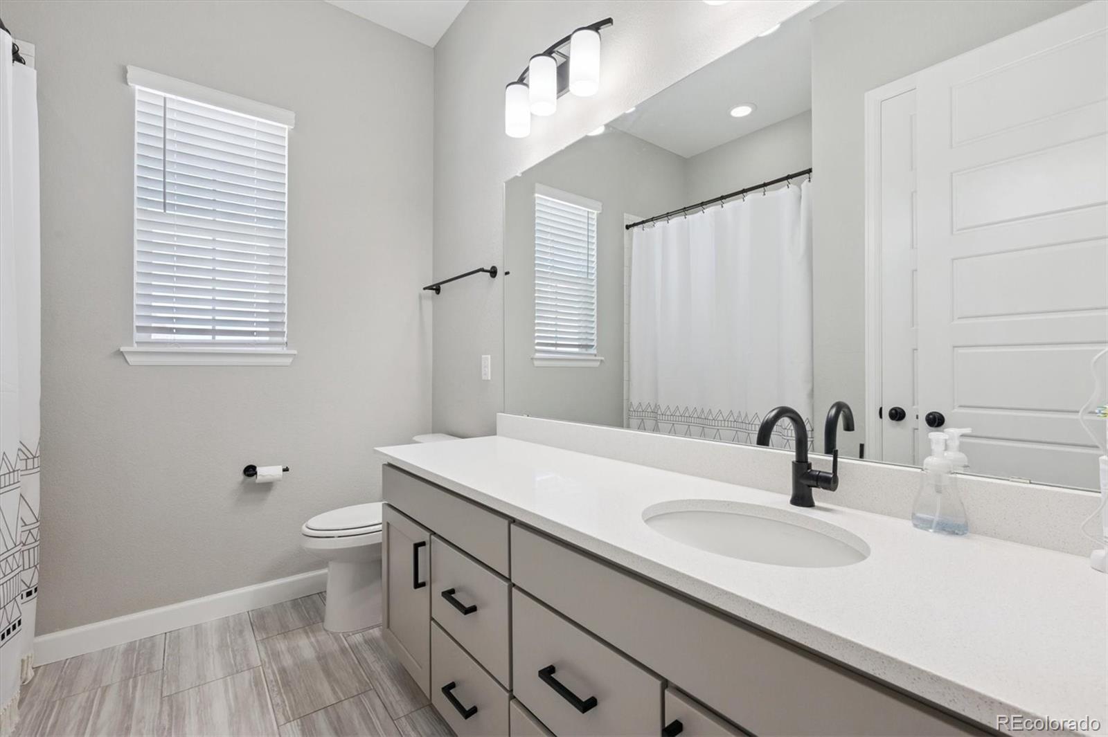 27705 E Davies Drive