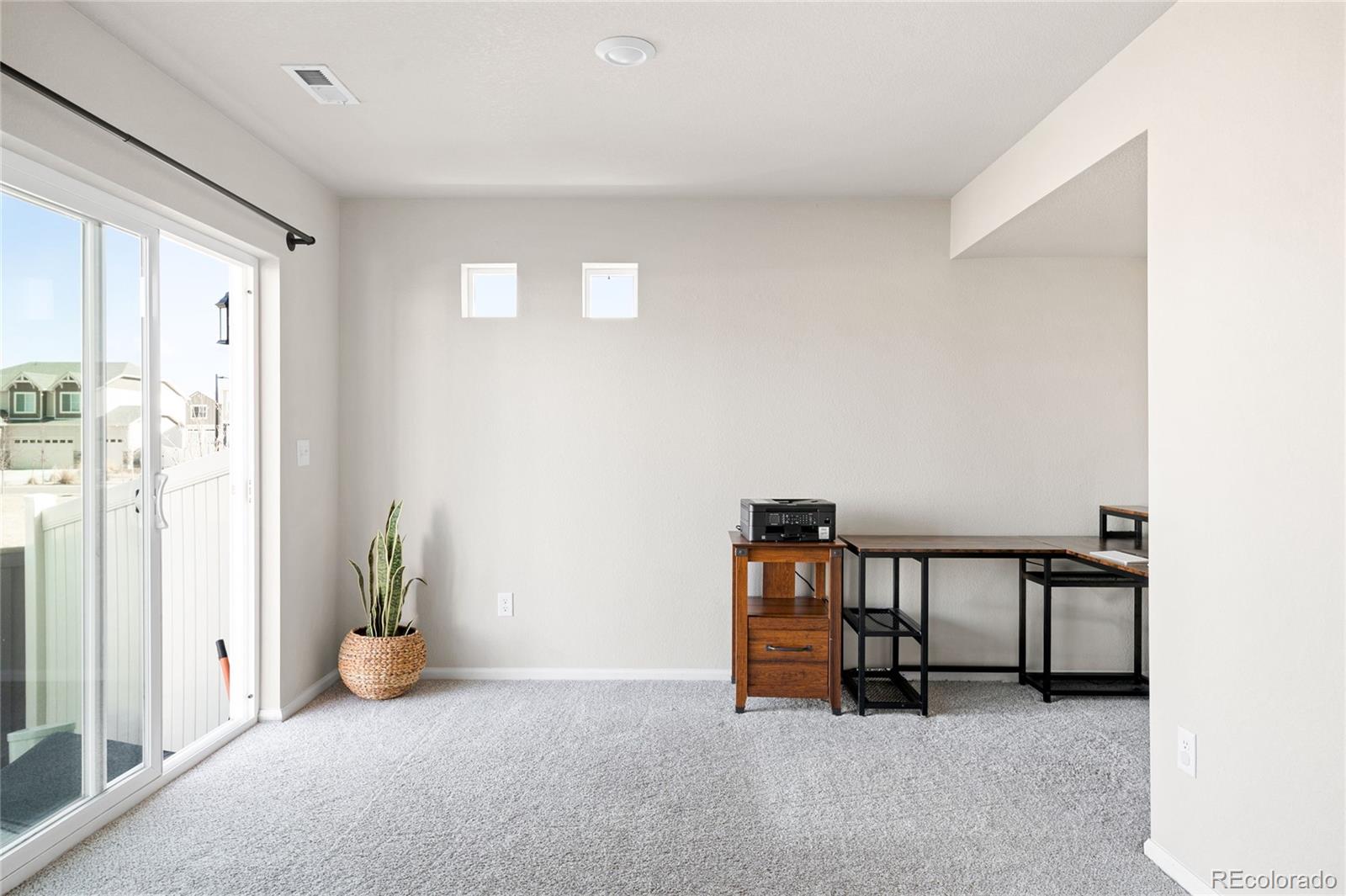 21925 E 44th Place