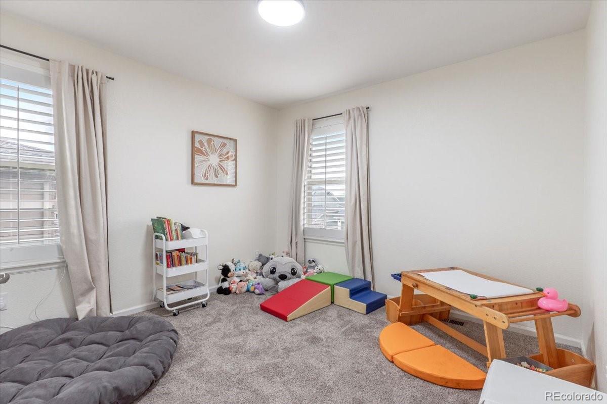 26964 E Quarto Place