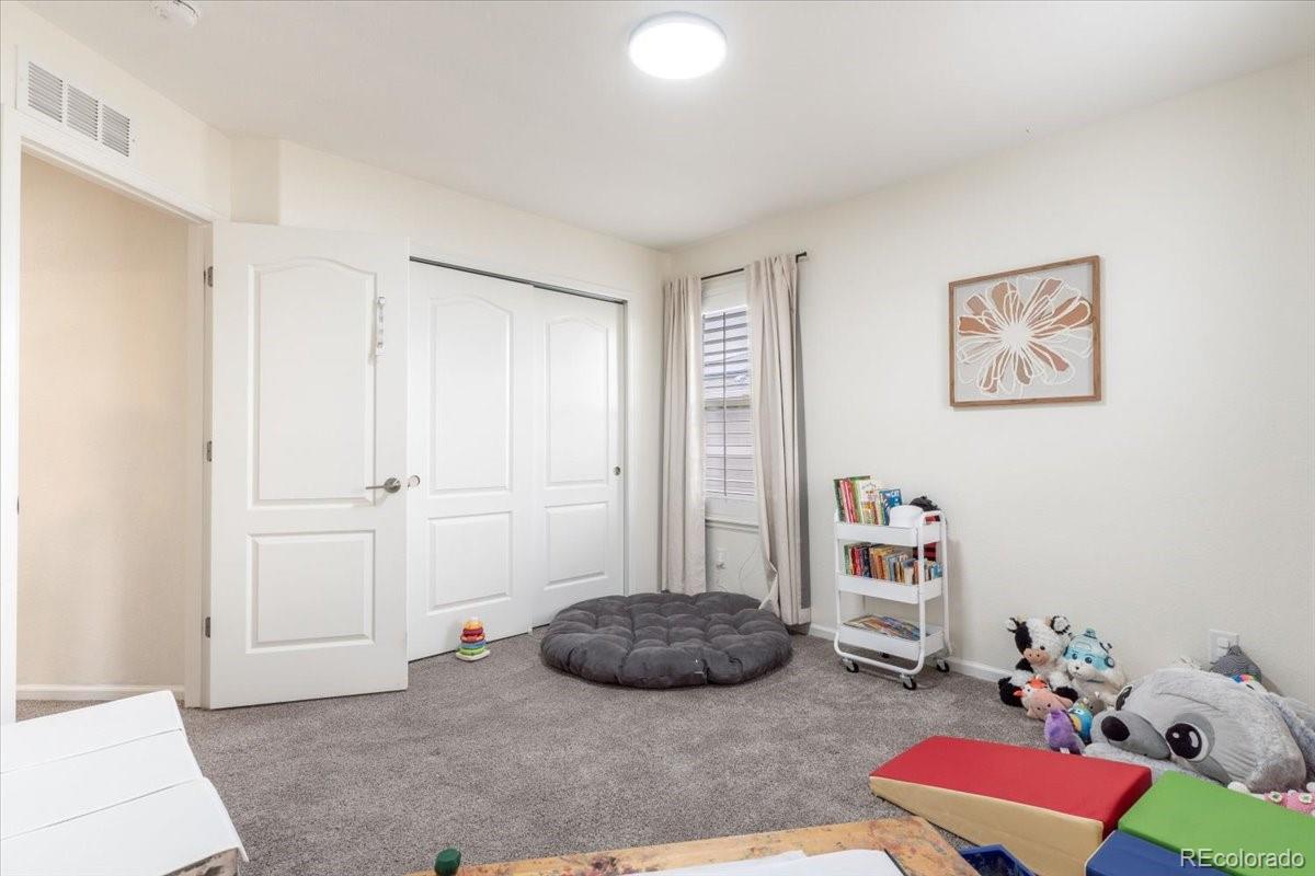 26964 E Quarto Place