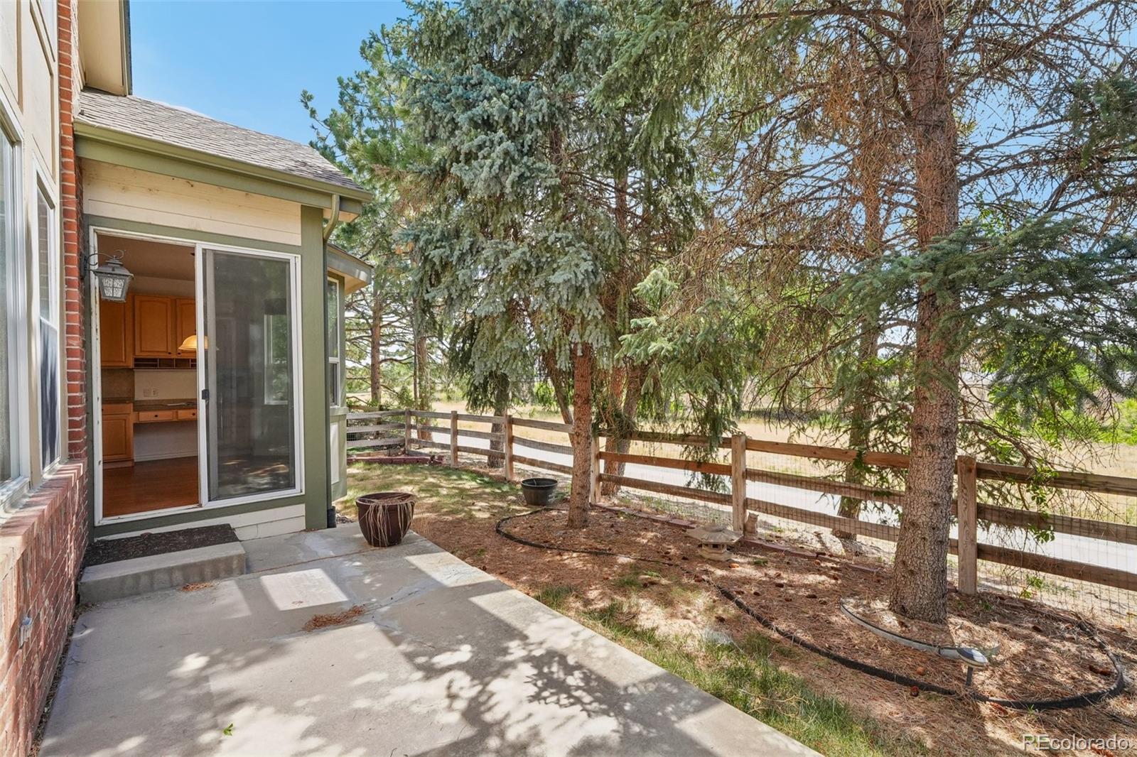 14890 E Maplewood Drive