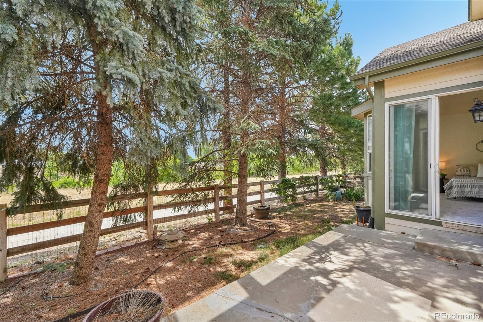 14890 E Maplewood Drive